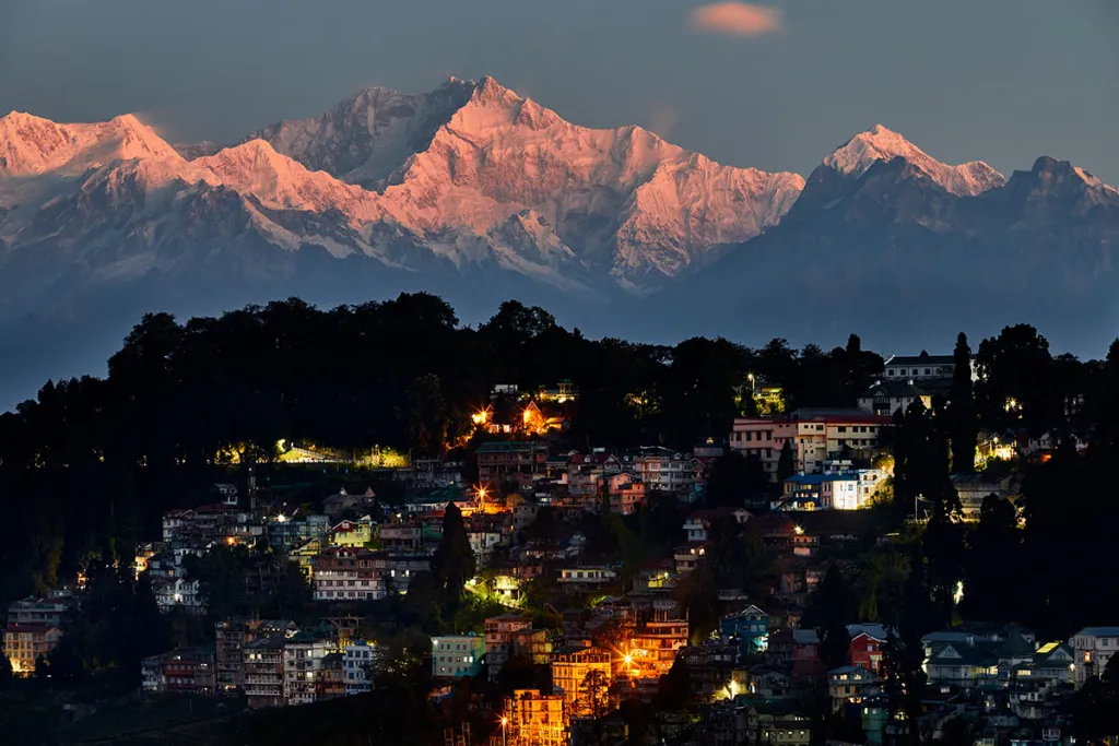 Gangtok And Darjeeling Tour - Image 1